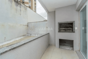 Apartamento de 2 dormitórios no bairro Menino Deus. - Image 16
