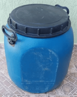 Bombona 50 Litros de plástico com Tampa Grande de Rosca - Image 3