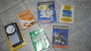 Kit, piloto privado, livros e computador de vôo. - Image 2