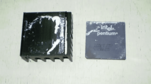 Processador antigo Intel Pentium.- Cód. 467 -