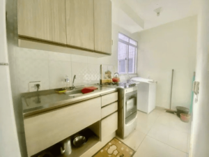 Apartamento MOBILIADO com 2 dormitórios para alugar no bairro Hípica. - Image 6