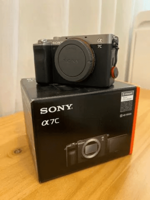Corpo Câmera Sony A7C na caixa - perfeito estado!