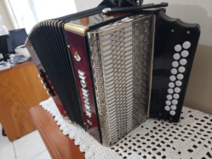 Acordeon Hohner Gaita Ponto  Do e Fa - Image 2