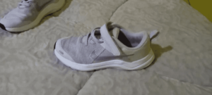 Tênis NIKE feminino infantil - Image 2