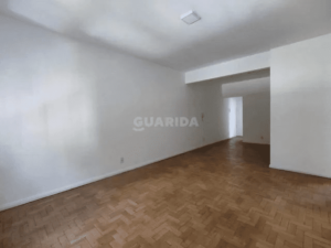 Apartamento com 2 dormitórios no bairro Moinhos de Vento - Image 4