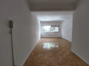Apartamento com 2 dormitórios no bairro Moinhos de Vento - Image 3
