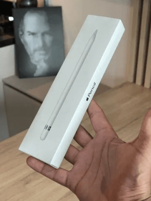 Apple Pencil 1 Geração - 90 dias de garantia! Até 12x no cartão! Na caixa, perfeita!