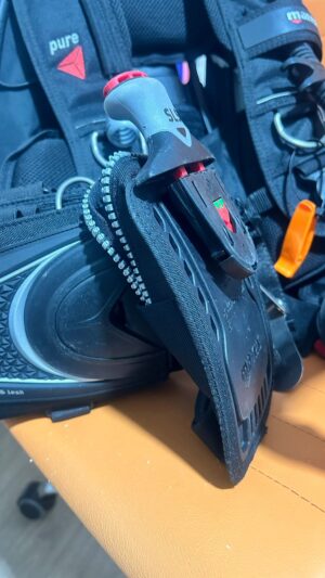 Colete BCD Mergulho Marca MARES mais Reguladores Novos - Image 3