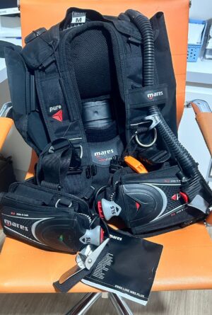 Colete BCD Mergulho Marca MARES mais Reguladores Novos