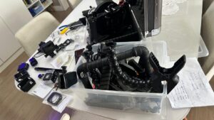 GOPRO HERO 7 BLACK COM MUITOS ACESSÓRIOS PARA MERGULHO E OUT - Image 4